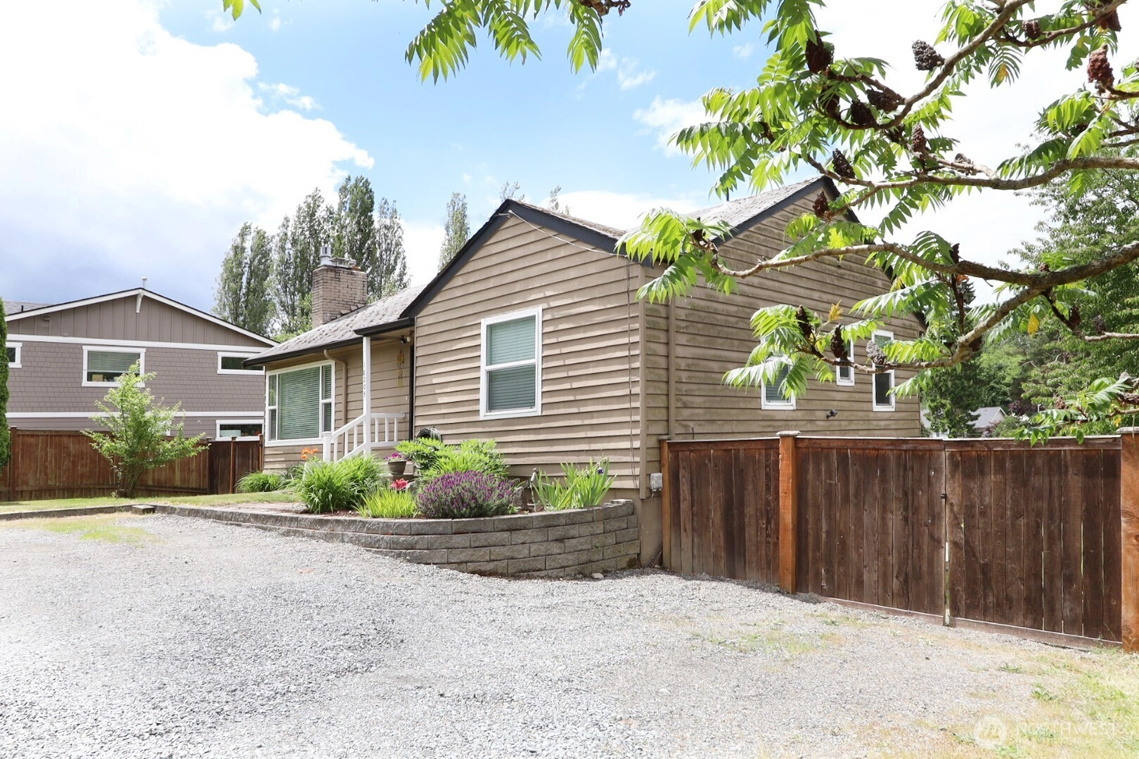 16208 48th Ave W Edmonds WA 98026