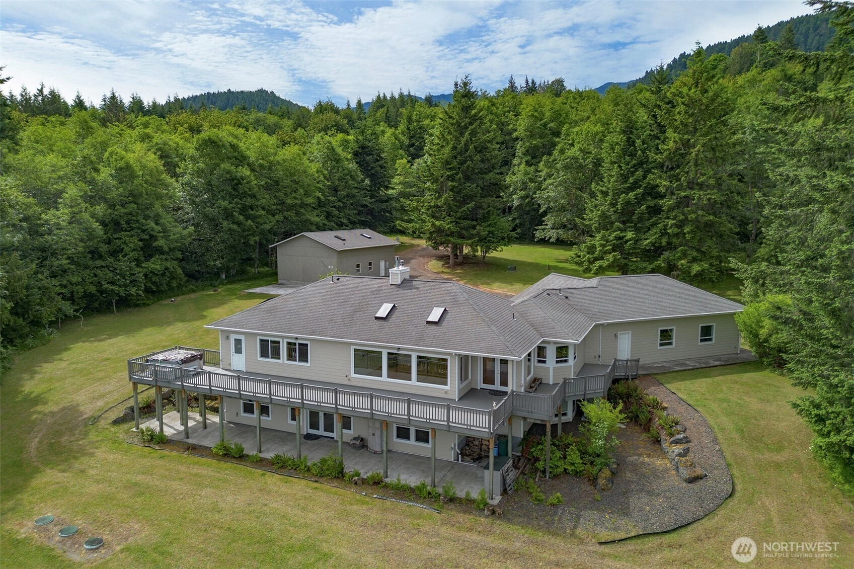 201 Karvellis Ln Unit  Port Angeles WA 98363