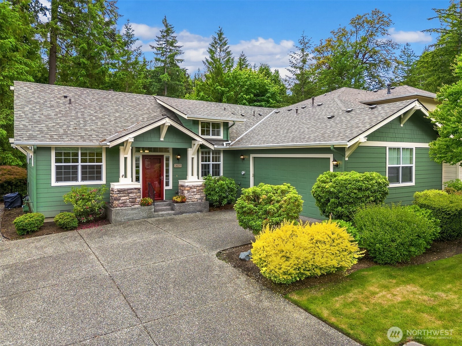 24253 NE Vine Maple Way Redmond WA 98053