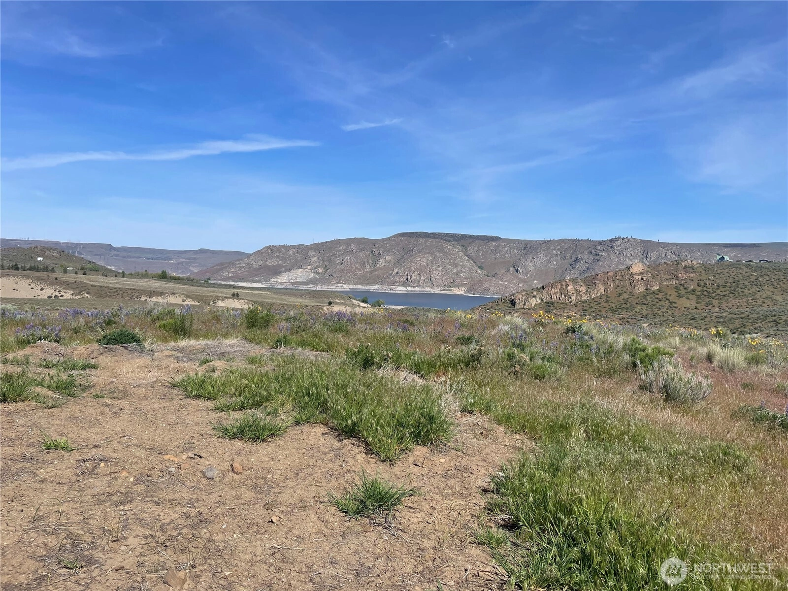 3 XXX Hwy 174 Grand Coulee WA 99133