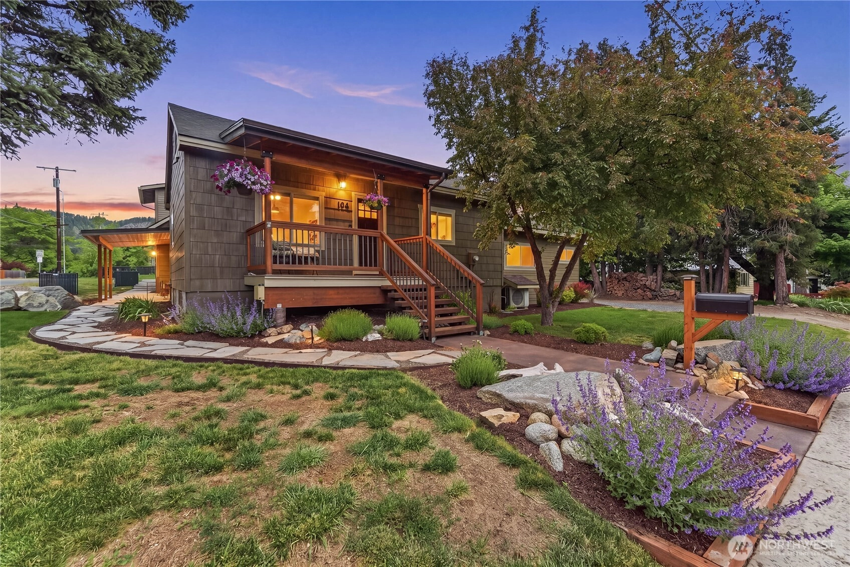 106 Evans St Unit  Leavenworth WA 98826