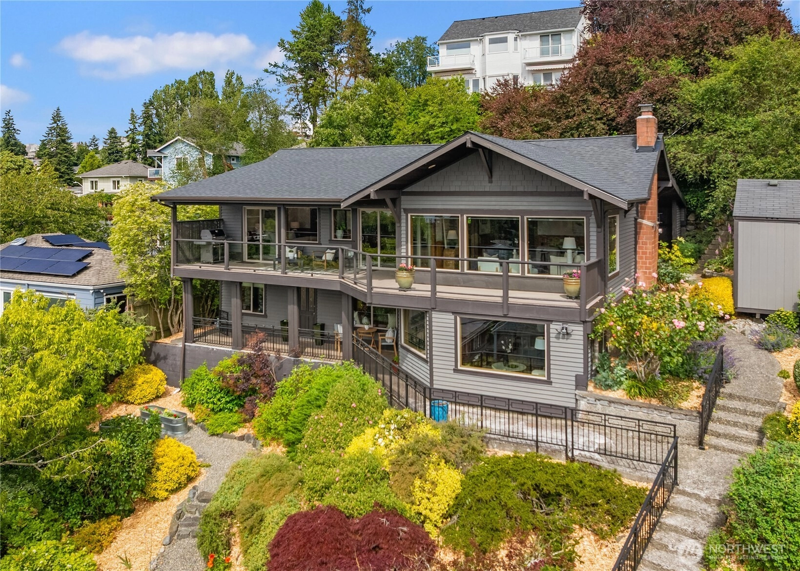 5322 47th Ave SW Seattle WA 98136