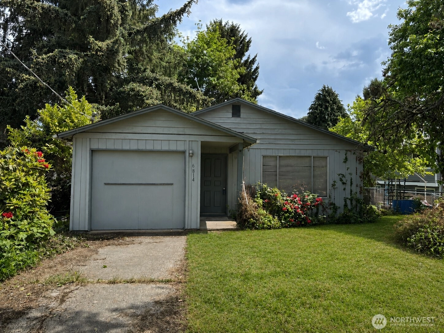 6814 46th Ave S Unit  Seattle WA 98118
