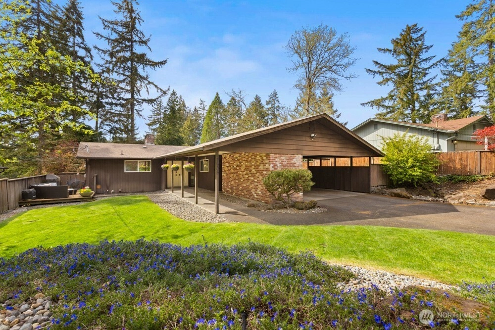 7506 66th Ave W Lakewood WA 98499