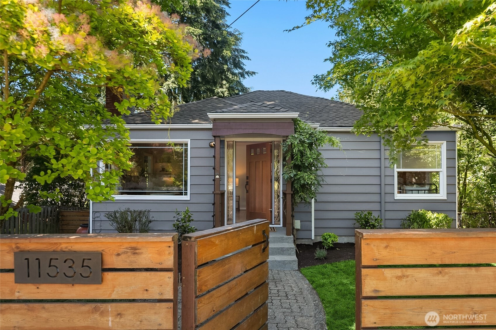 11535 40th Ave NE Seattle WA 98125