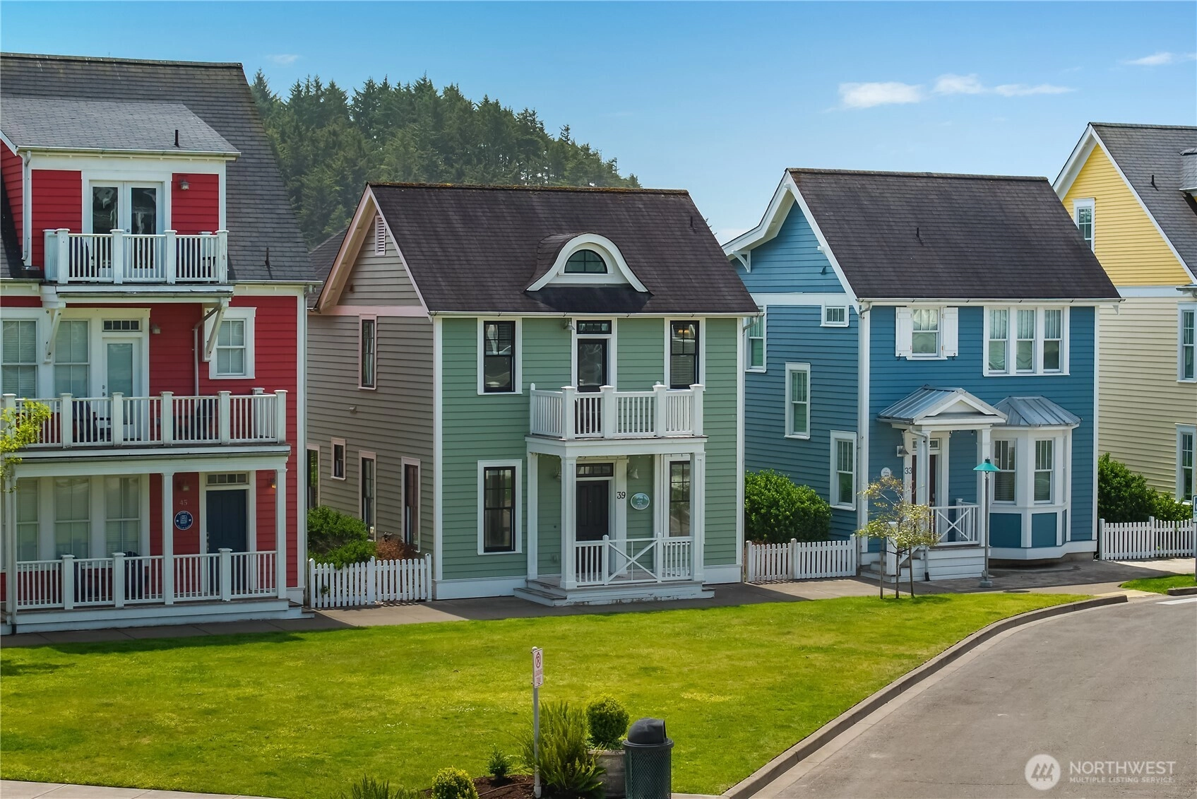 39 Madison Ln Unit  Pacific Beach WA 98571