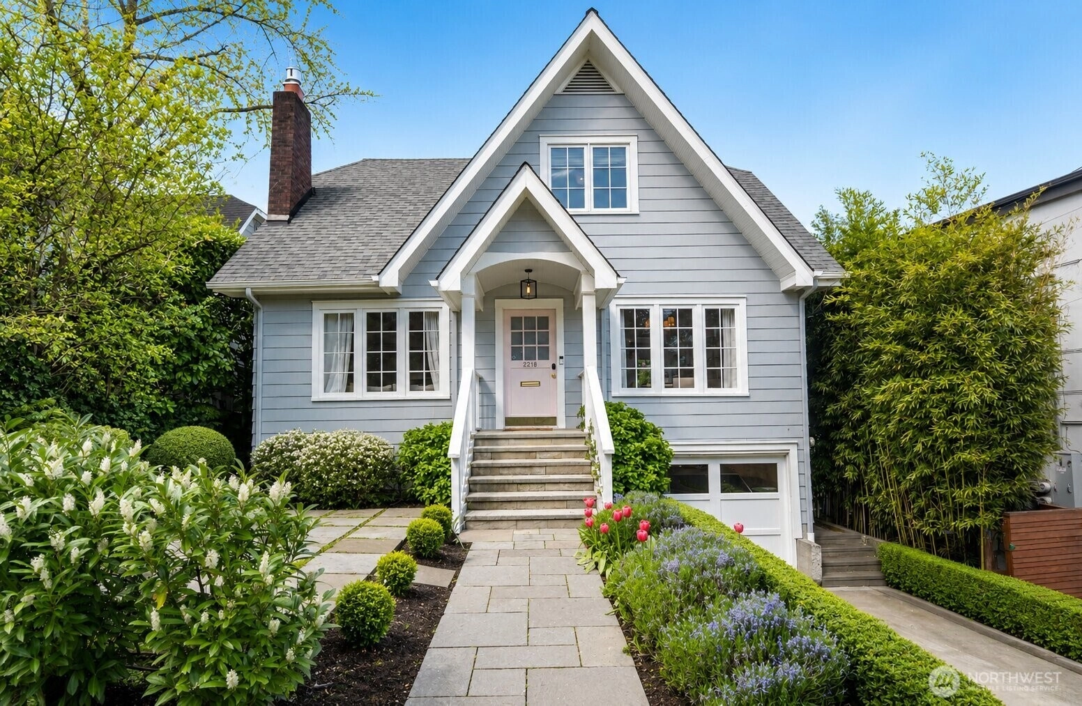 2218 E Mcgraw St Seattle WA 98112