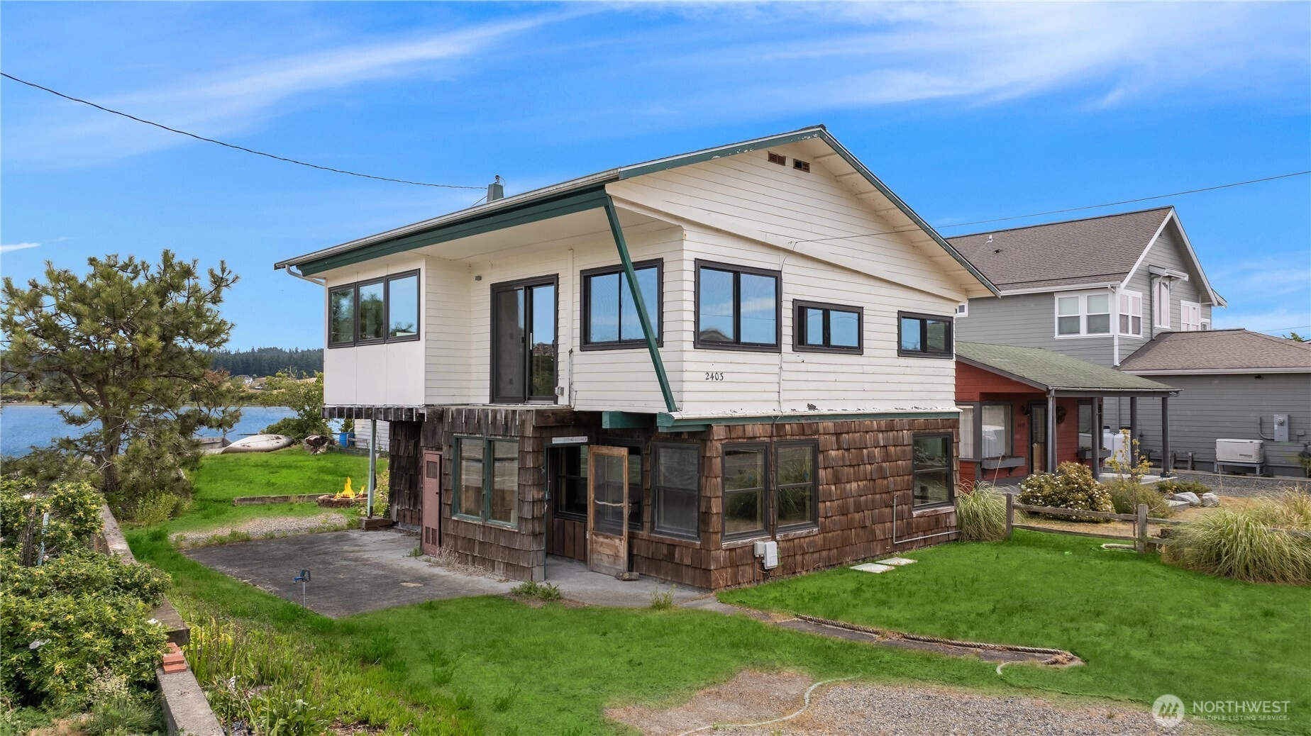 2403 Sunlight Beach Rd Clinton WA 98236