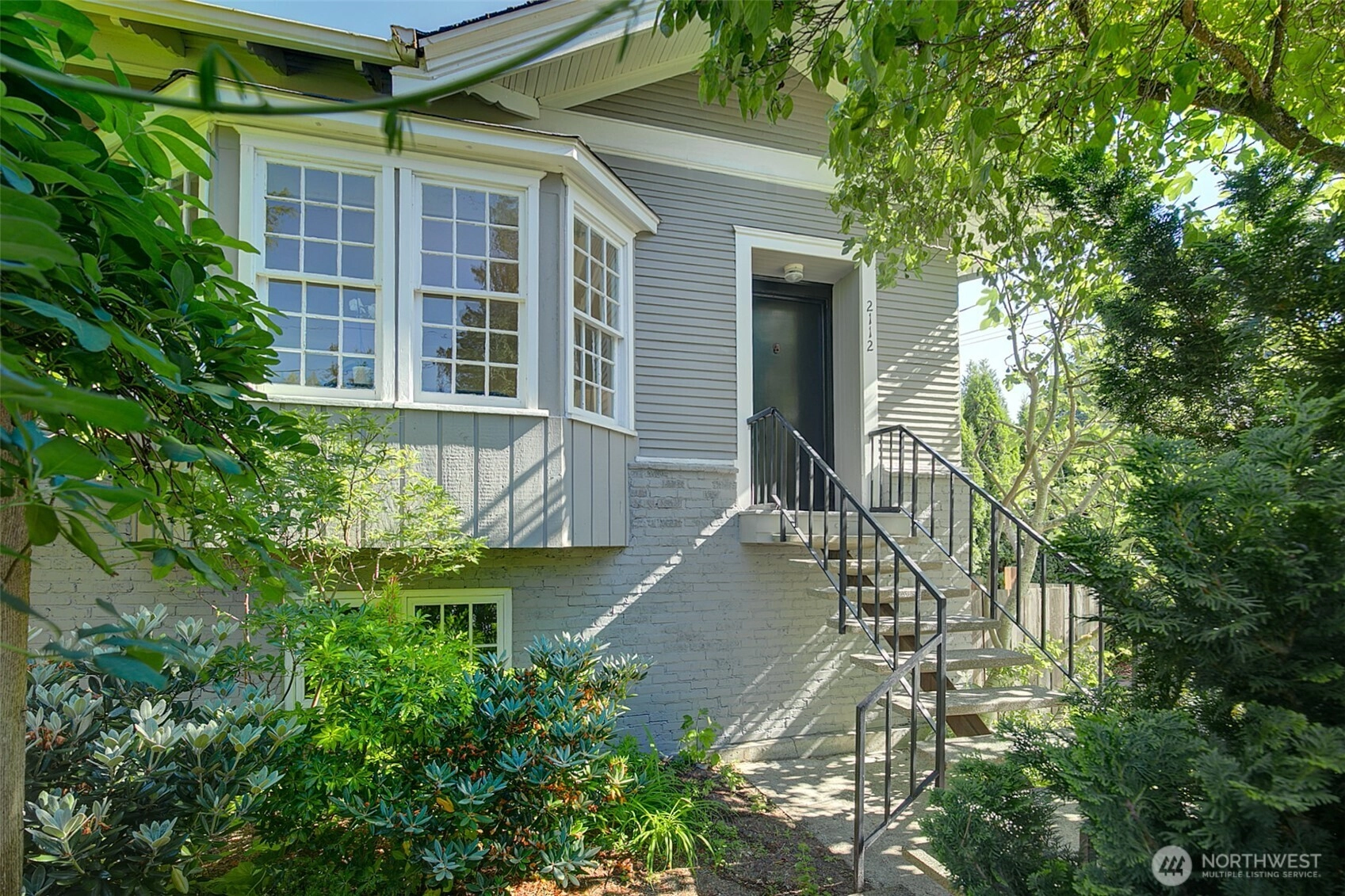 2112 N 132nd St Unit  Seattle WA 98133