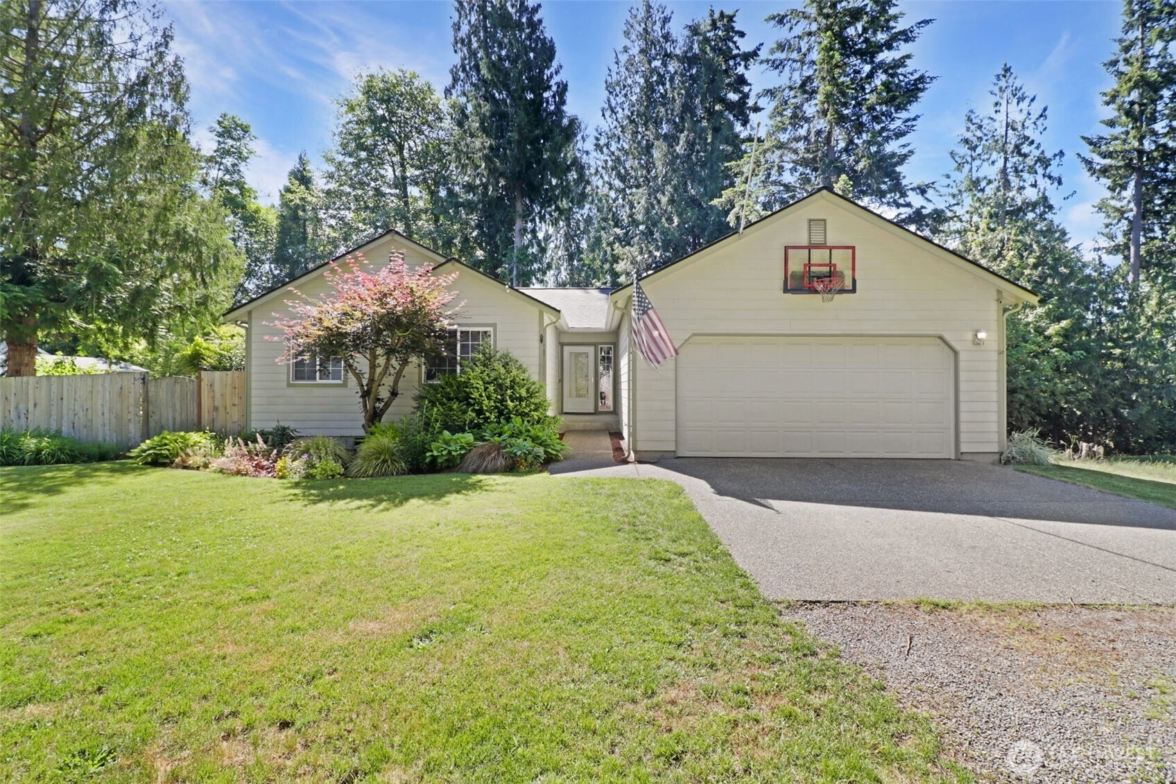 15626 Lindsay Rd SE Yelm WA 98597