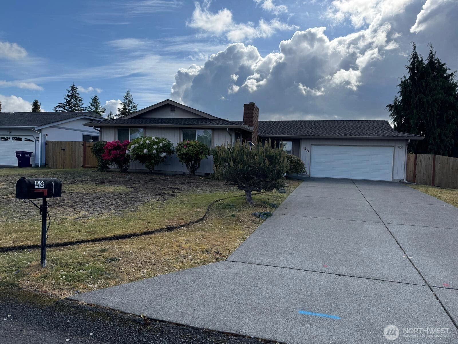 43 Silver Beach Dr Steilacoom WA 98388