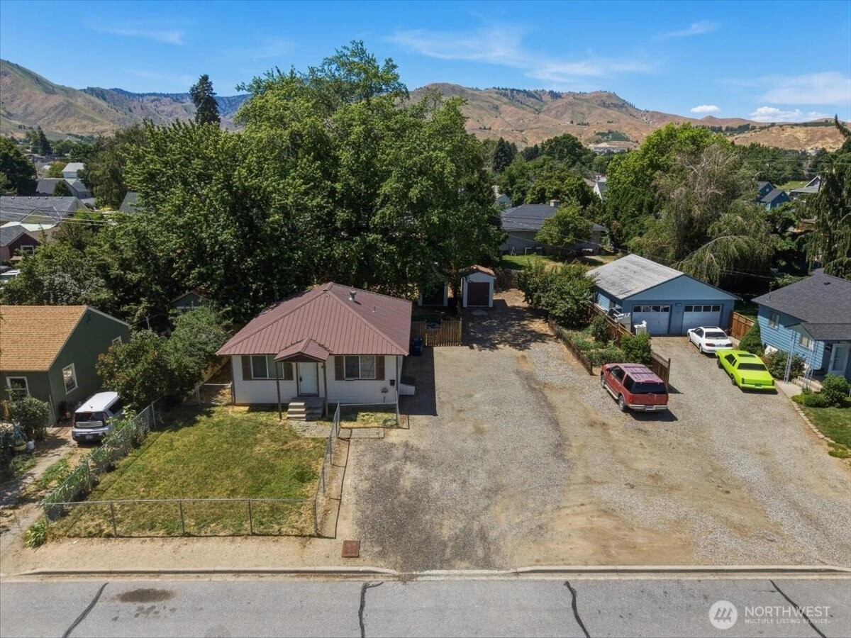 1012 Yale Ave Wenatchee WA 98801