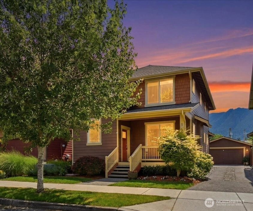 759 NE 2nd St Unit  North Bend WA 98045