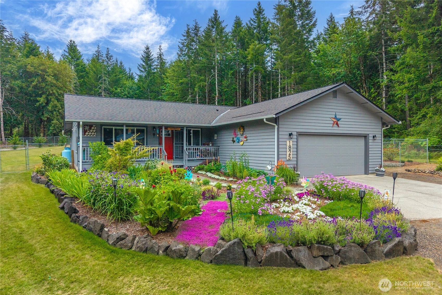 1825 W Deegan Rd E Shelton WA 98584