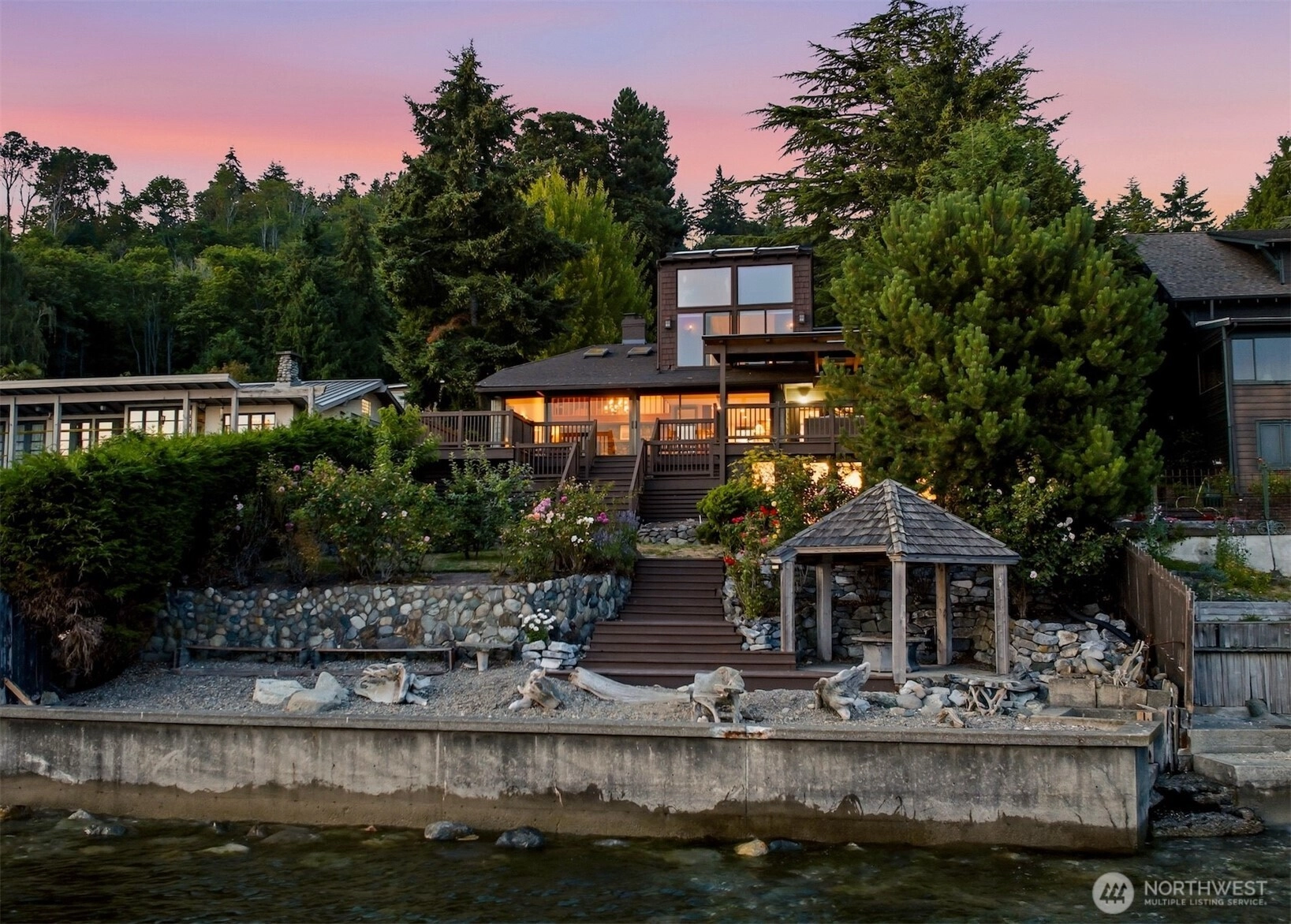 2111 SW 174th St Burien WA 98166