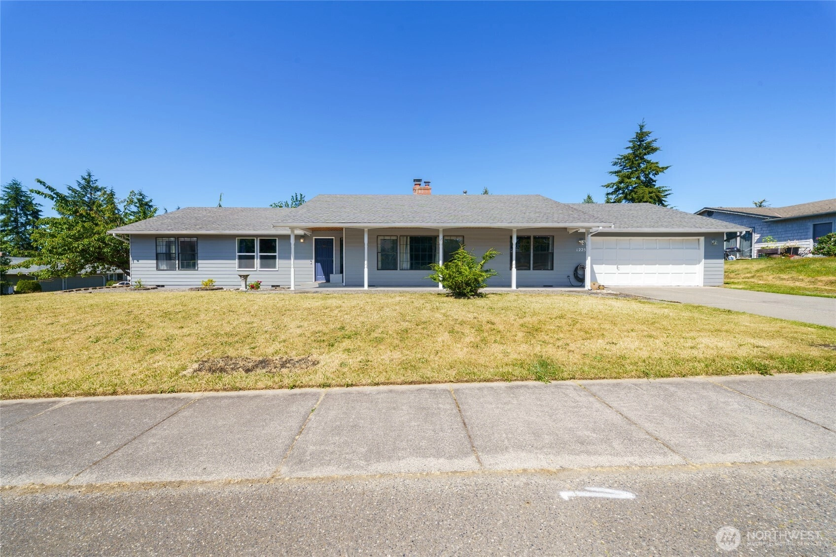 1225 SW Barrington Dr Oak Harbor WA 98277