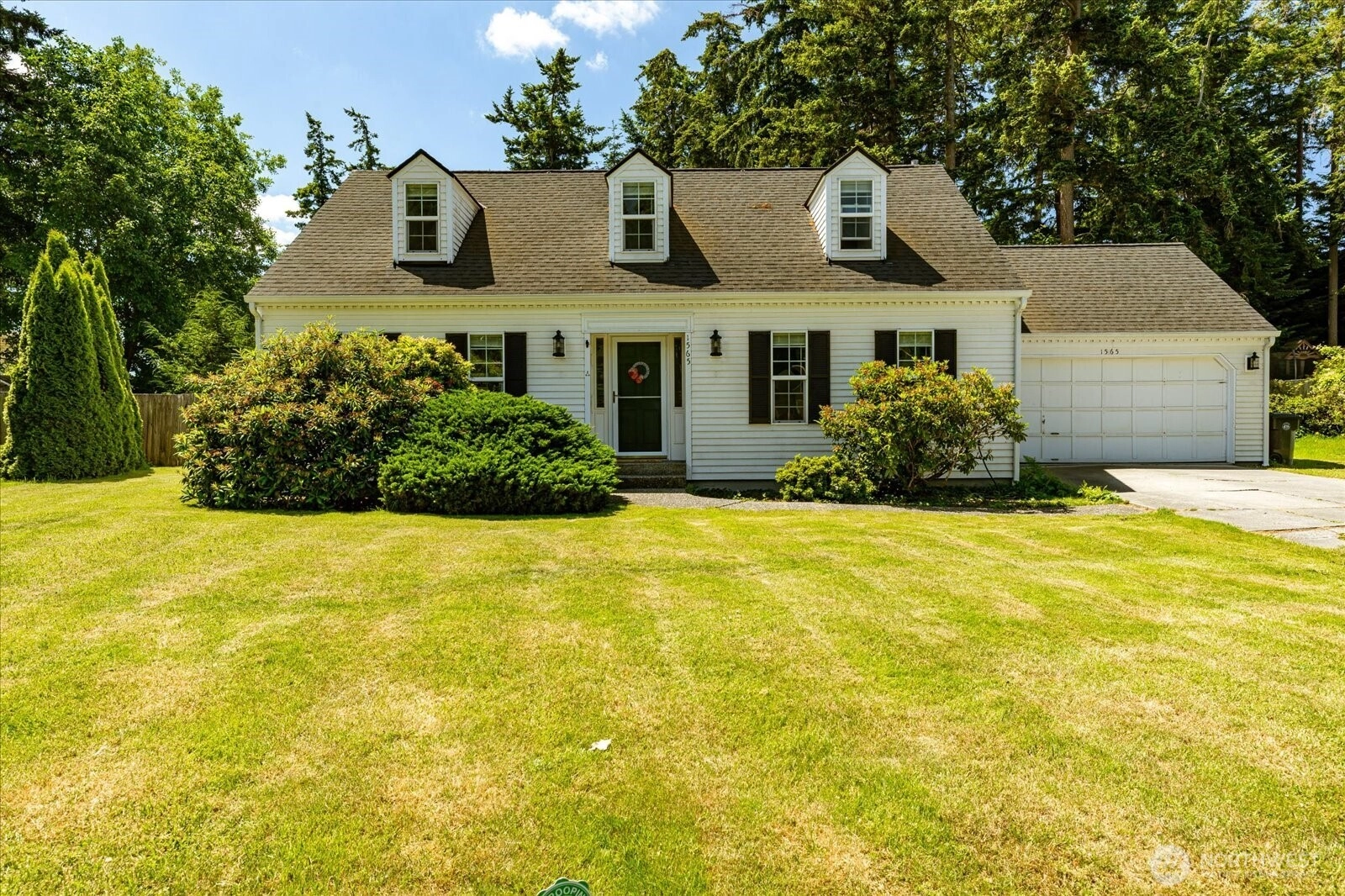 1565 SW Putnam Dr Oak Harbor WA 98277