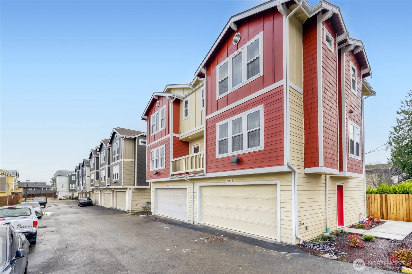 3403 S 144th Ln Unit  Tukwila WA 98168