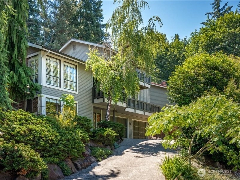 15812 71st Ave NE Kenmore WA 98028