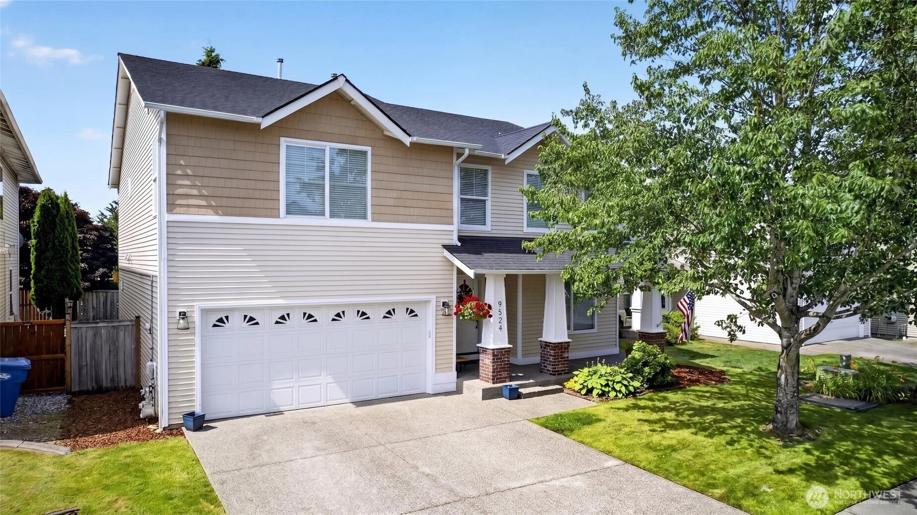 9524 Country Hollow Dr E Puyallup WA 98375