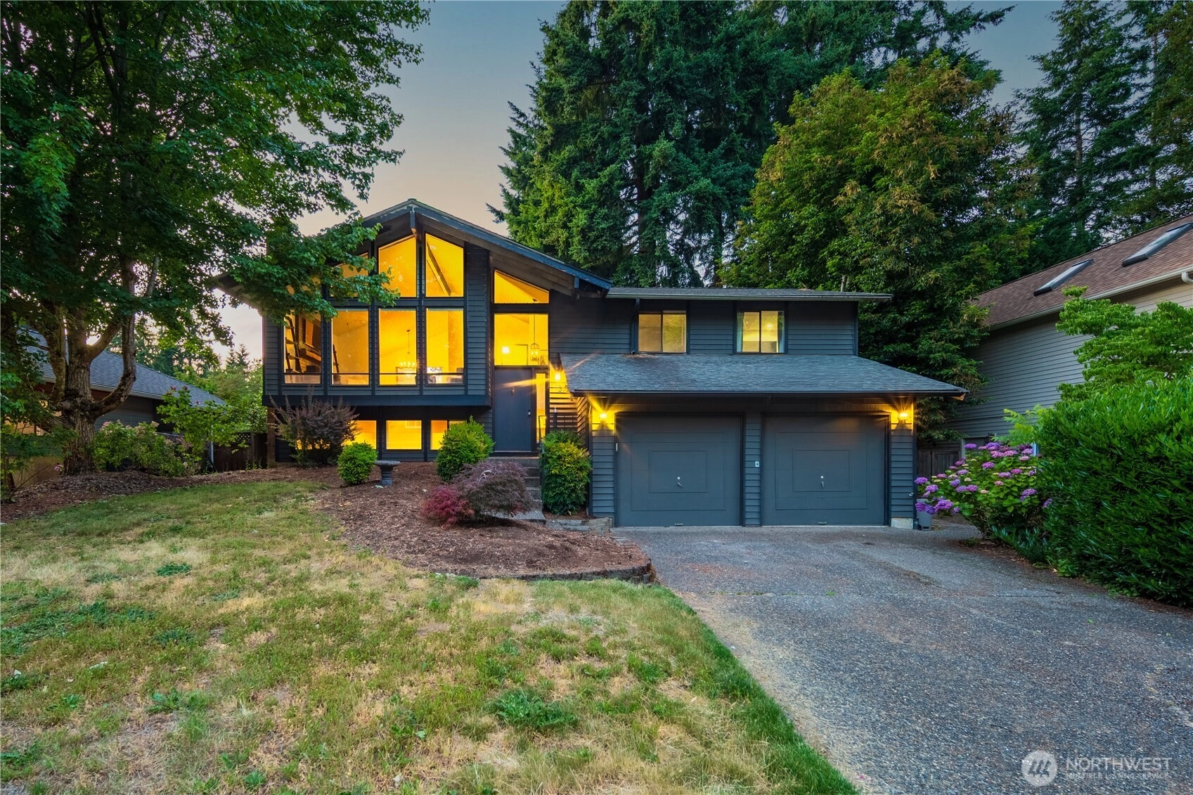 13106 NE 110th Pl Unit  Kirkland WA 98033