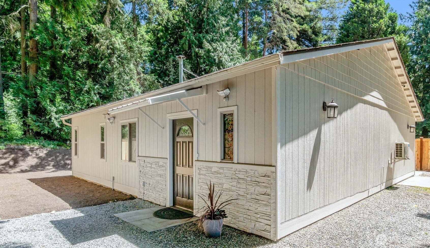 5830 115th Pl NE Unit  Kirkland WA 98033