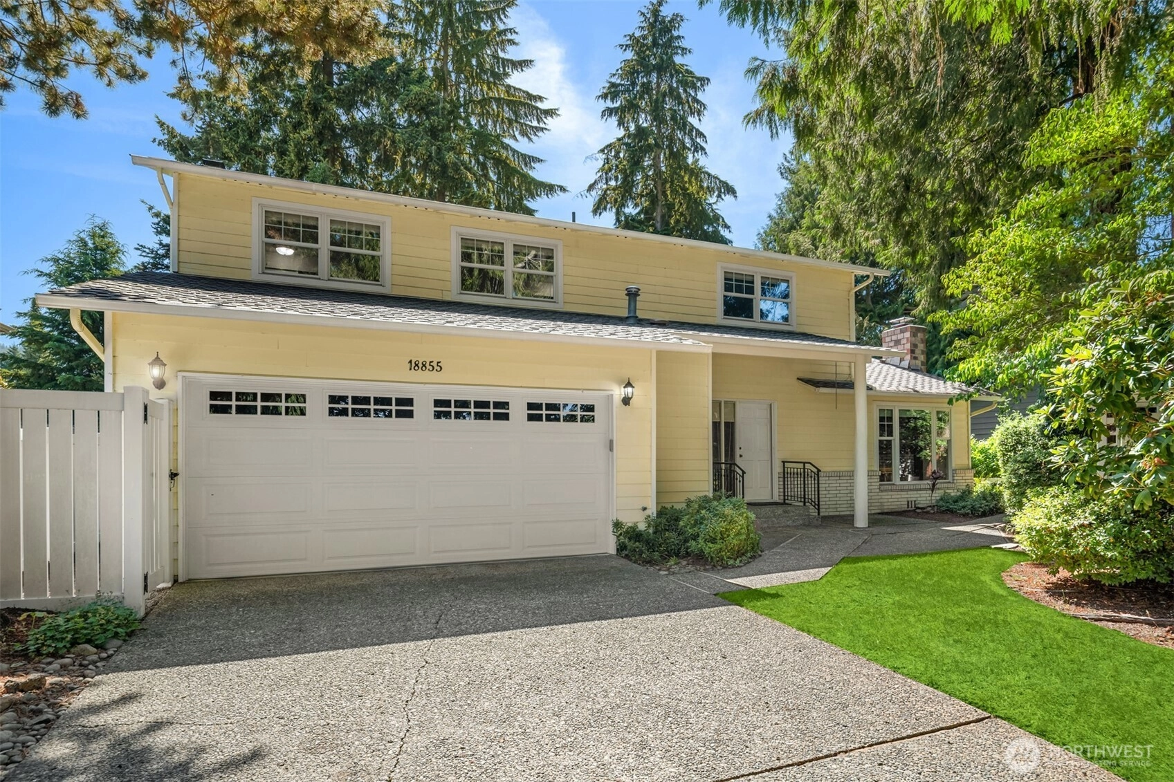 18855 SE 42nd St Issaquah WA 98027