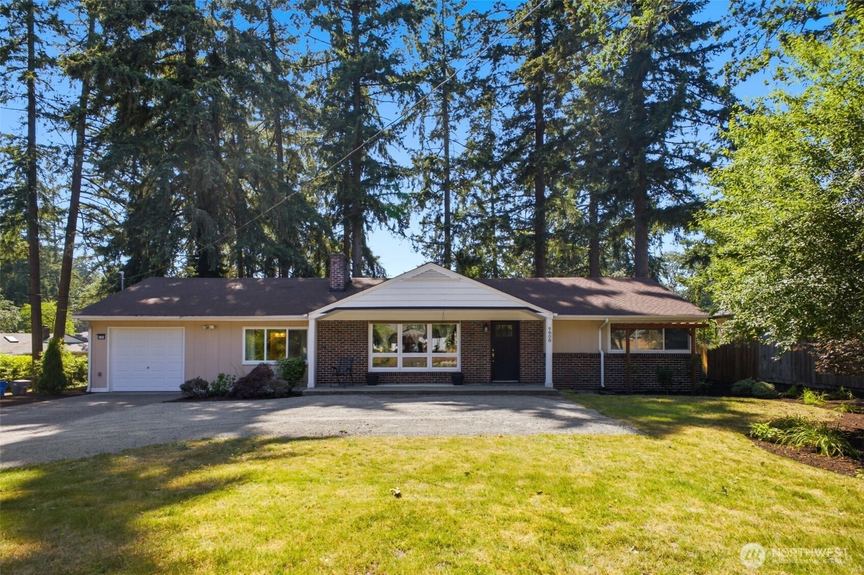 9808 Hipkins Rd SW Lakewood WA 98498