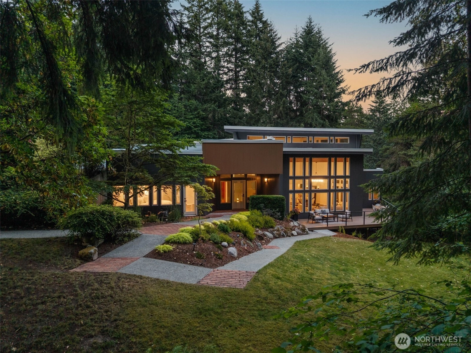 4456 Pinto Ct NE Bainbridge Island WA 98110