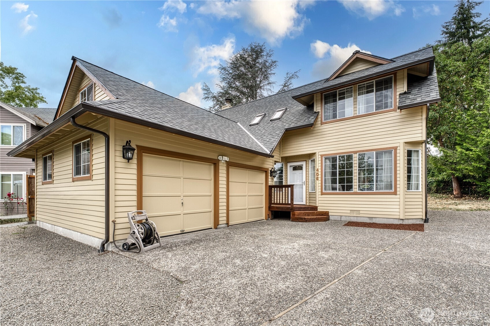 406 Pennie Ln Bremerton WA 98310