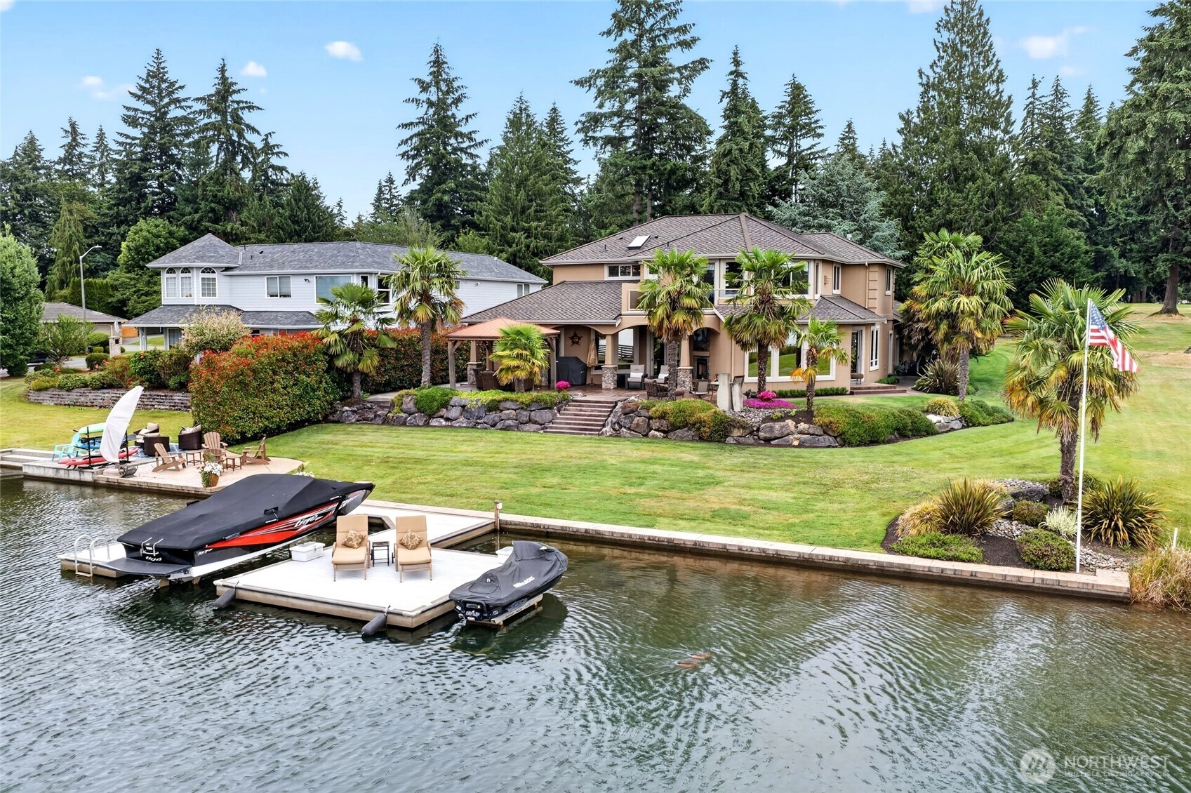 20208 Island Parkway East Unit  Lake Tapps WA 98391