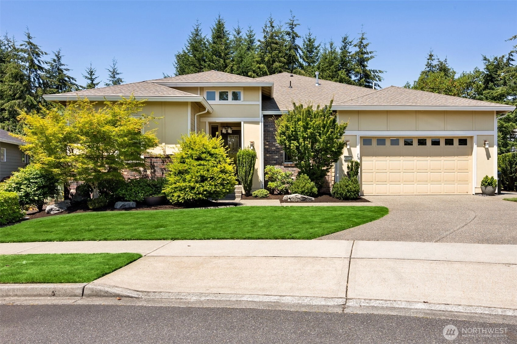 4915 Orcas St NE Olympia WA 98516