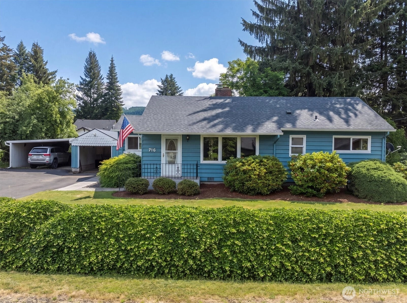 716 Woodard Ave NE Castle Rock WA 98611