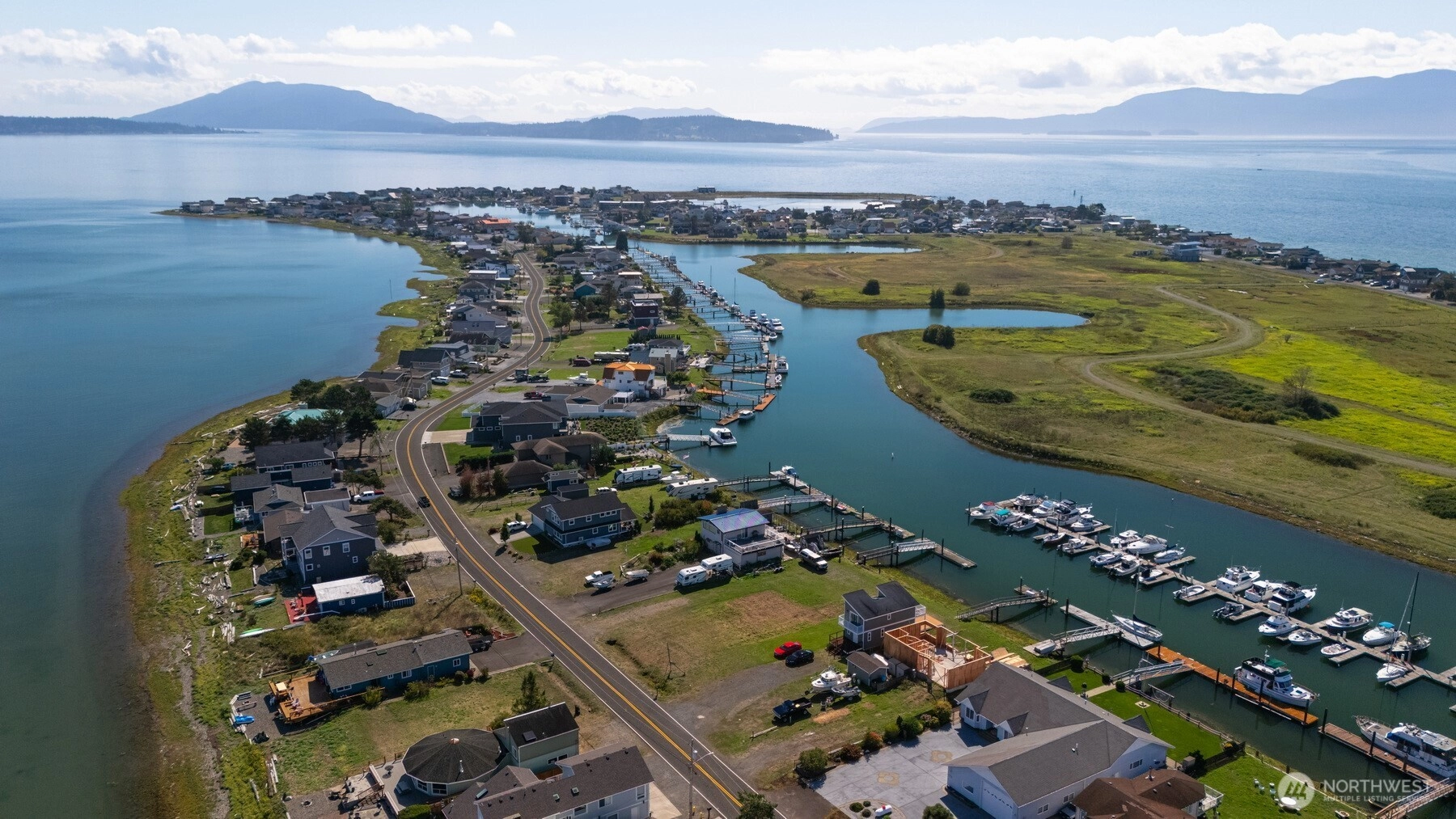 4273 Saltspring Dr Unit  Ferndale WA 98248