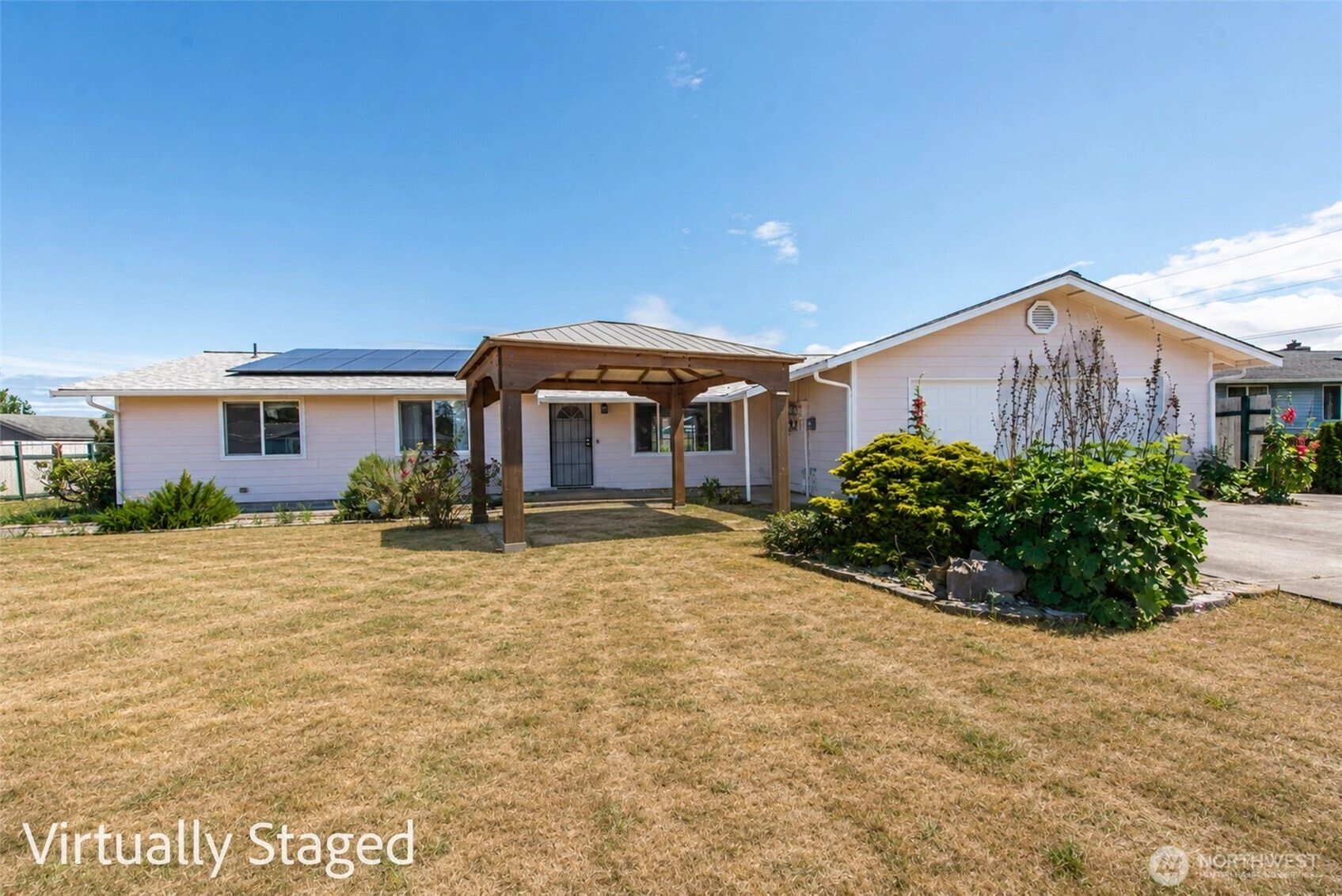 20 Elizabeth Ln Unit  Sequim WA 98382
