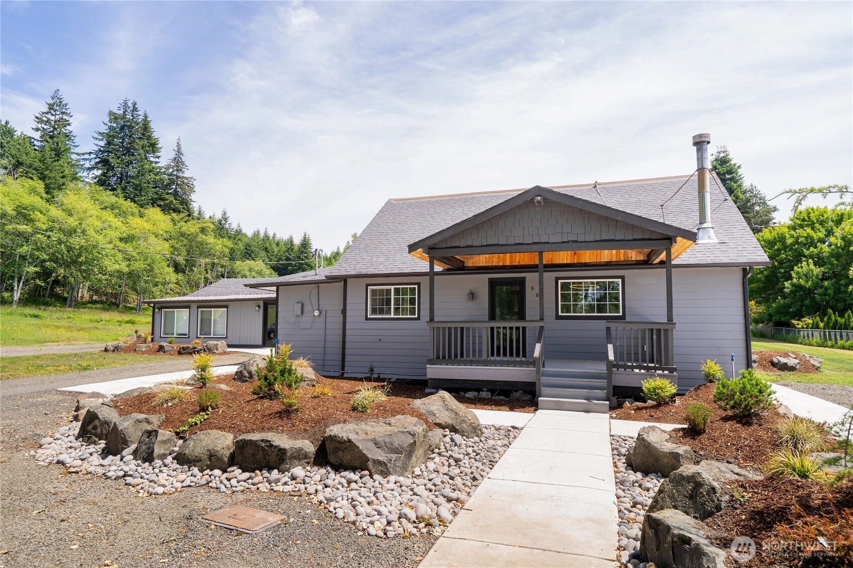 606 N 5th St Elma WA 98541