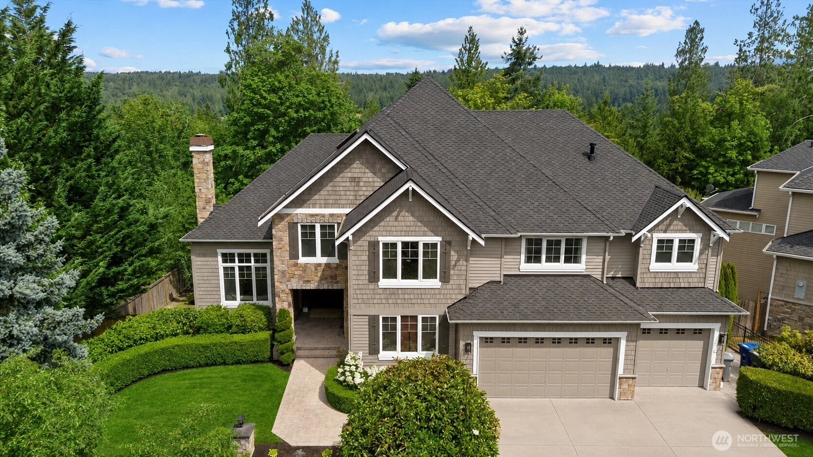 2046 277th Ave SE Sammamish WA 98075