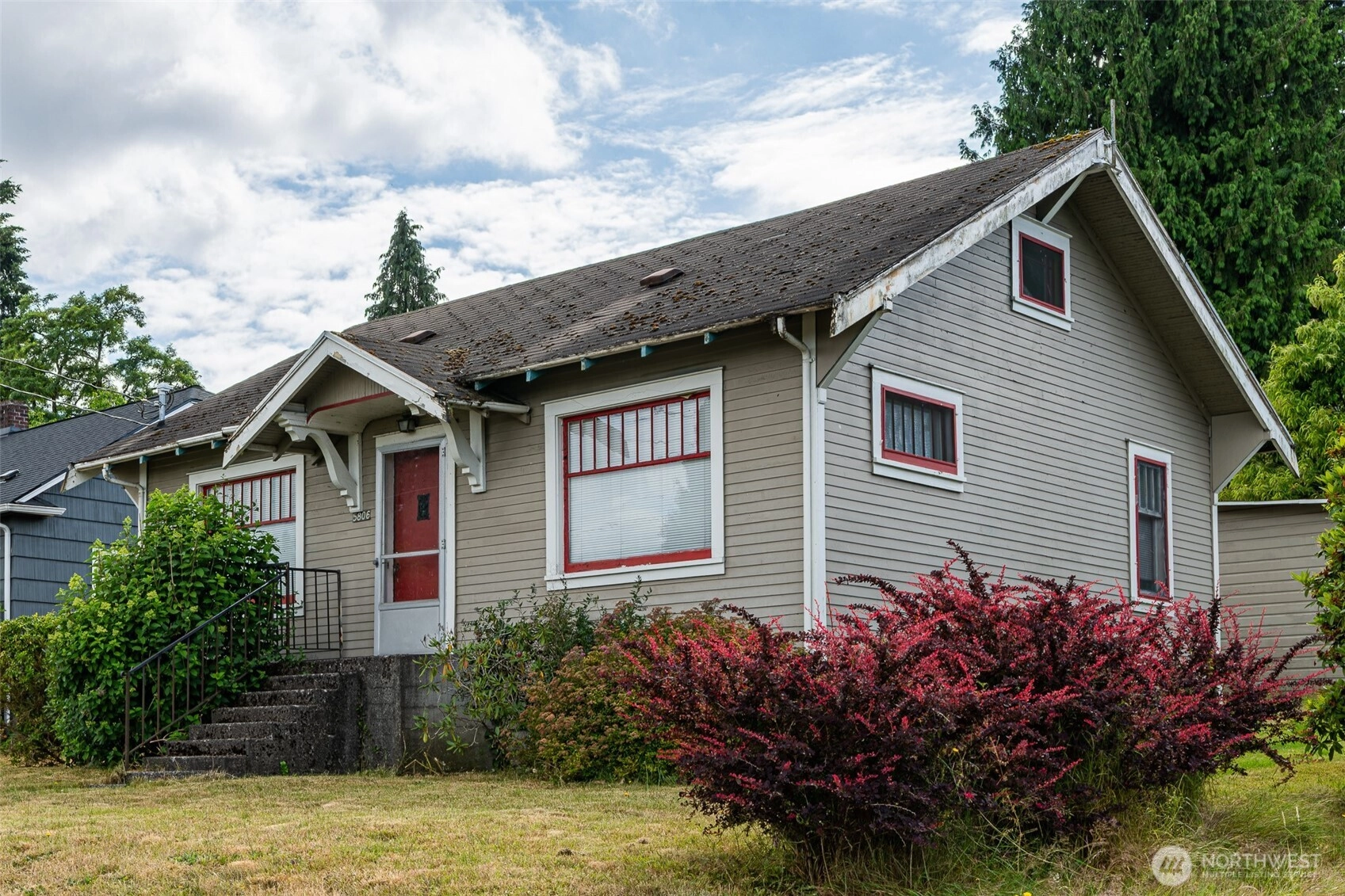 5806 Commercial Ave Everett WA 98203