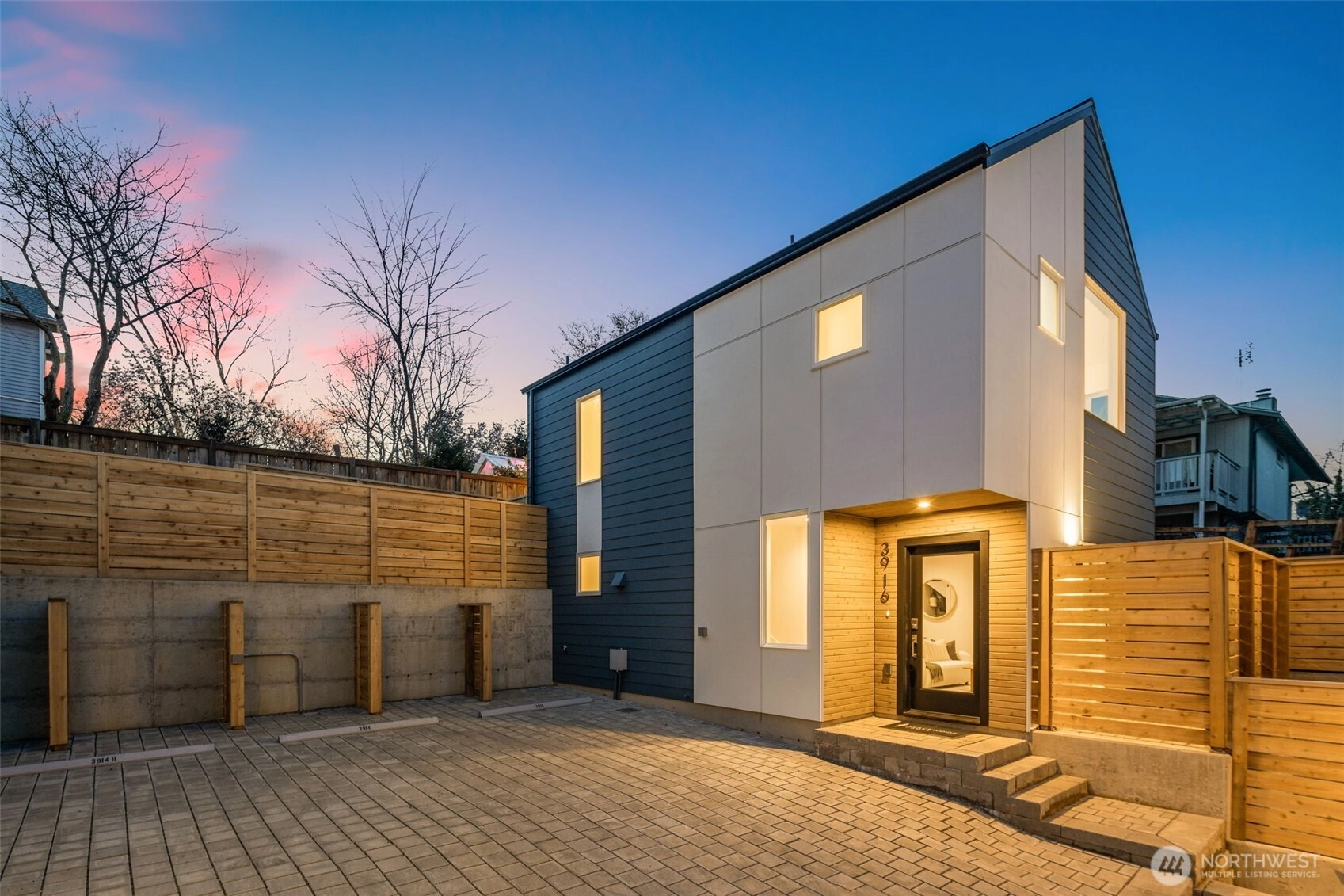 3916 S Juneau St Seattle WA 98118