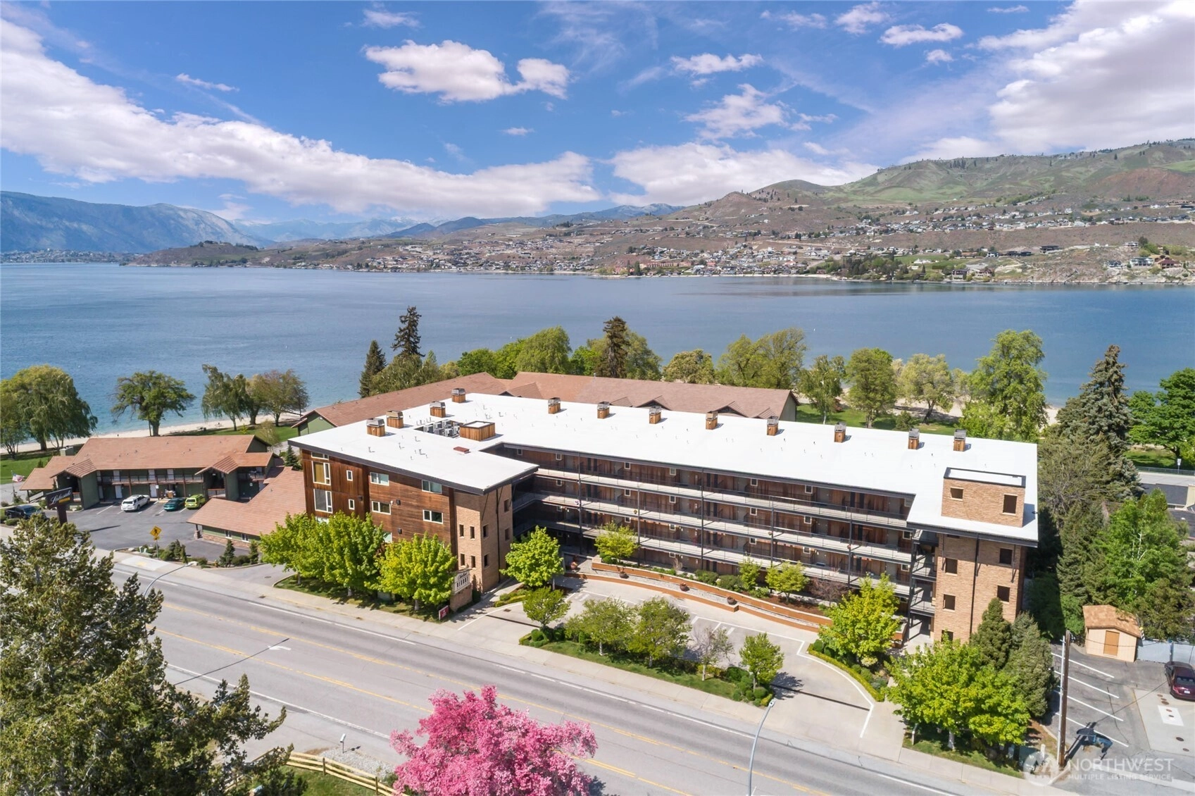 2220 W Woodin Unit 105 Unit 105 Chelan WA 98816
