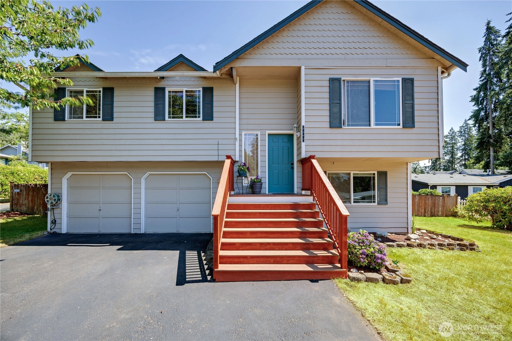 26202 Barrett Rd NE Unit  Kingston WA 98346