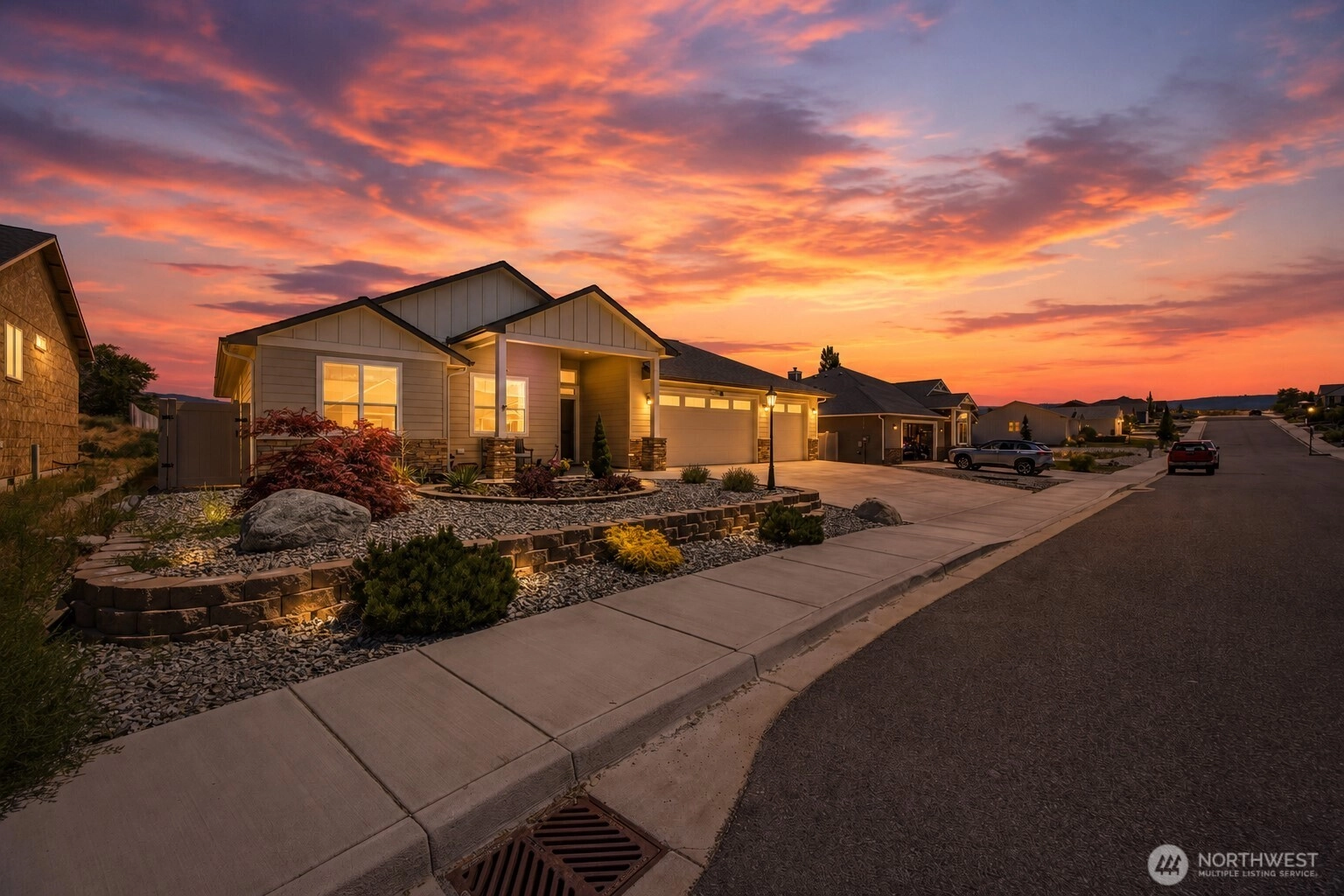 472 Sunny Brooke Ln Unit  Chelan WA 98816