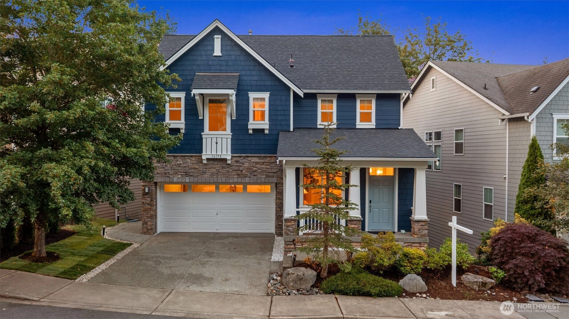 16198 SE 51st Pl Unit  Bellevue WA 98006