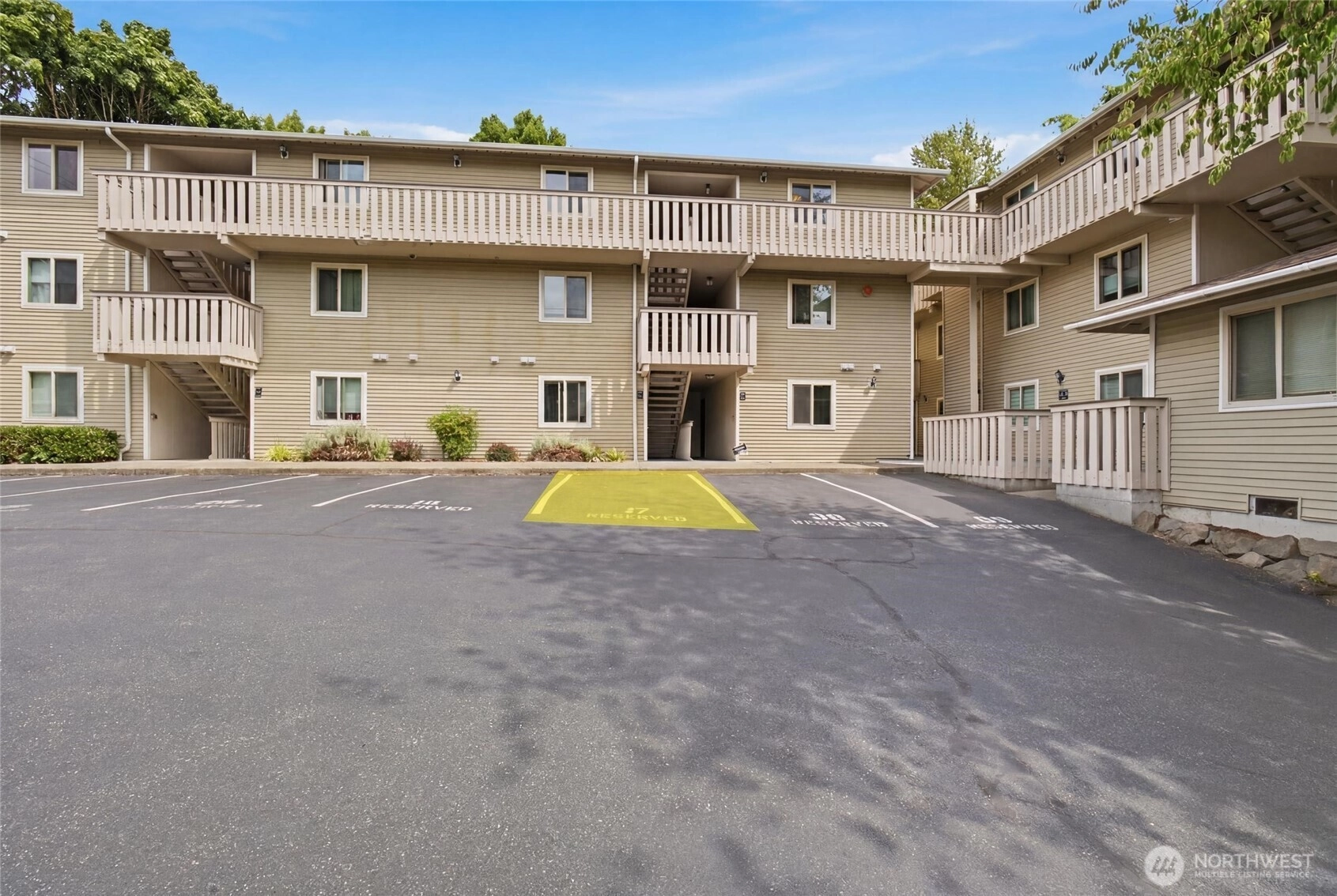18200 NE 73rd Ave Unit A111 Unit A111 Kenmore WA 98028