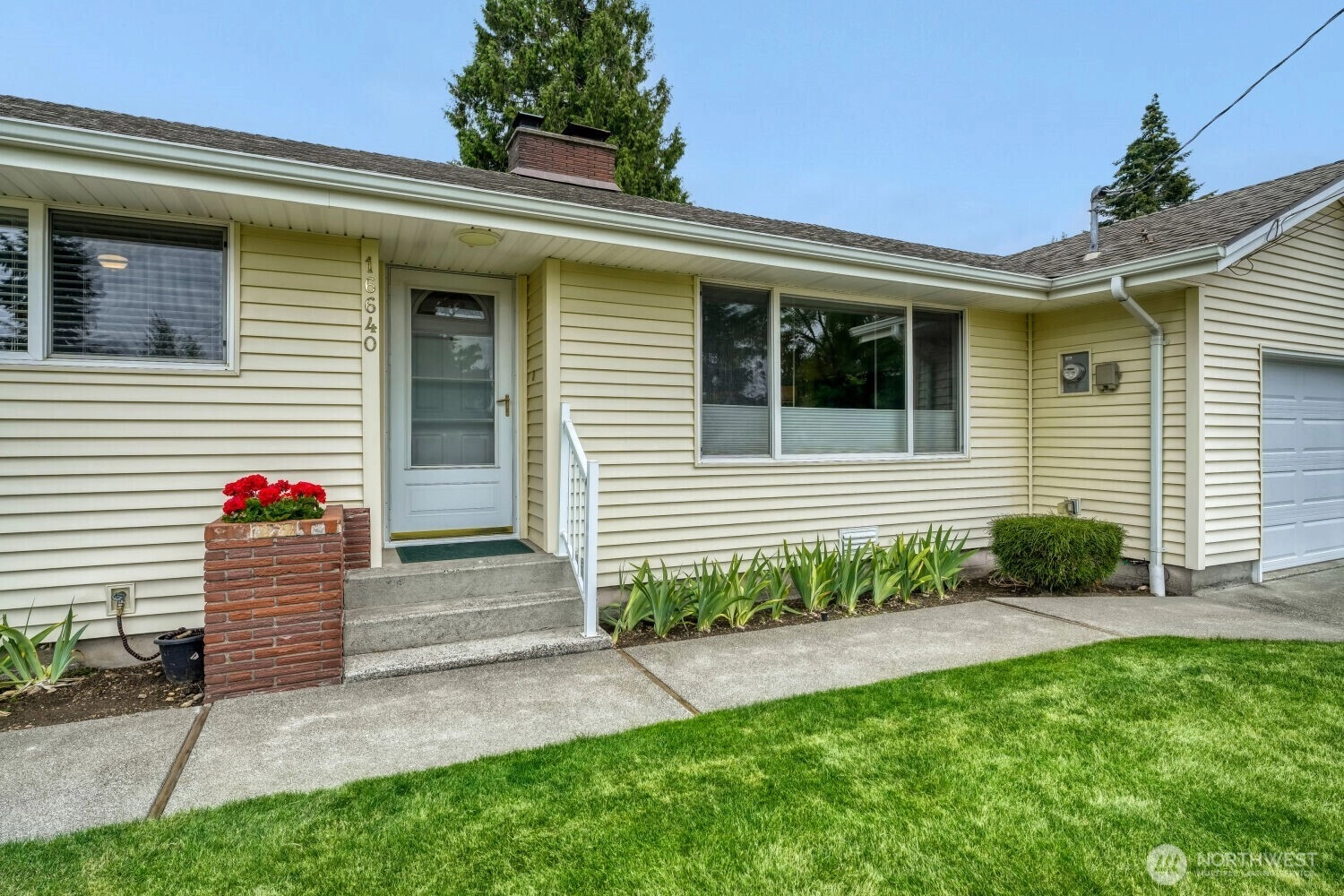 16640 40th Ave S SeaTac WA 98188