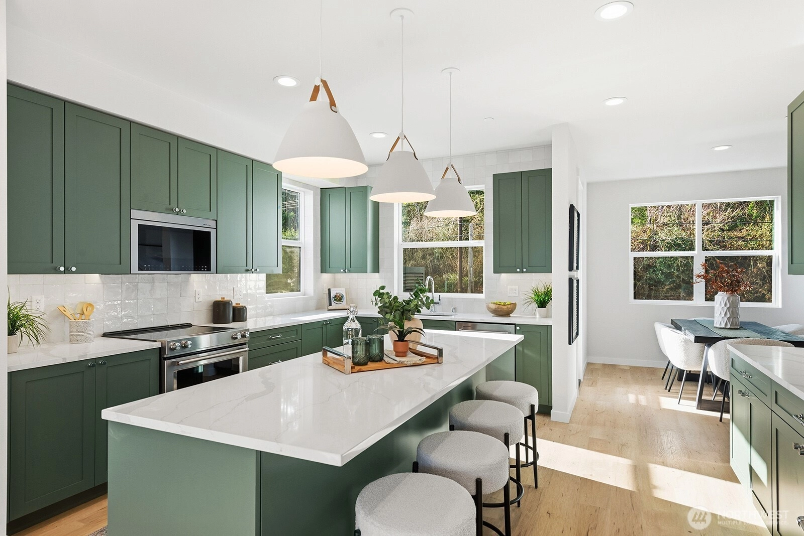 795 7th Ave NW Unit  Issaquah WA 98027