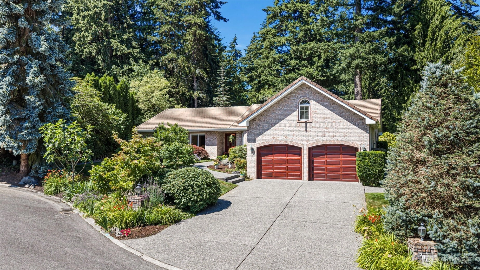7810 175th St SW Unit  Edmonds WA 98026