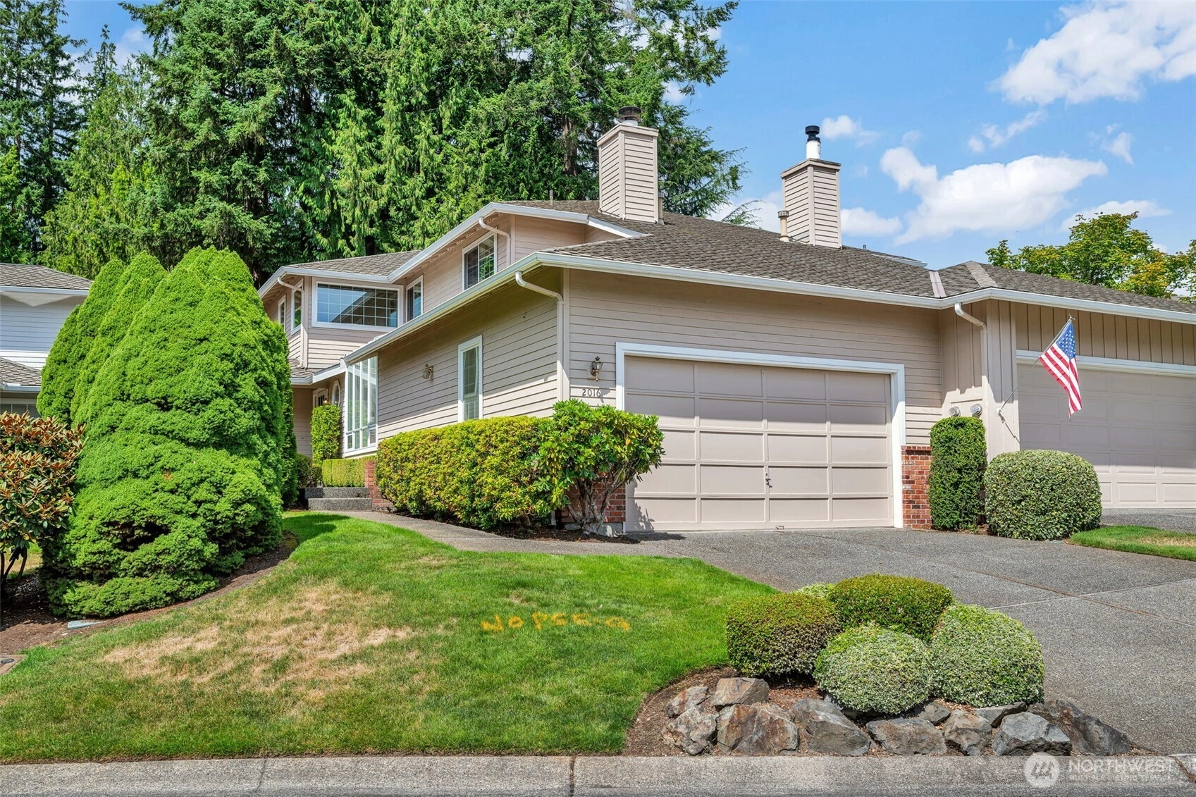 2016 Mill Pointe Dr SE Unit  Mill Creek WA 98012