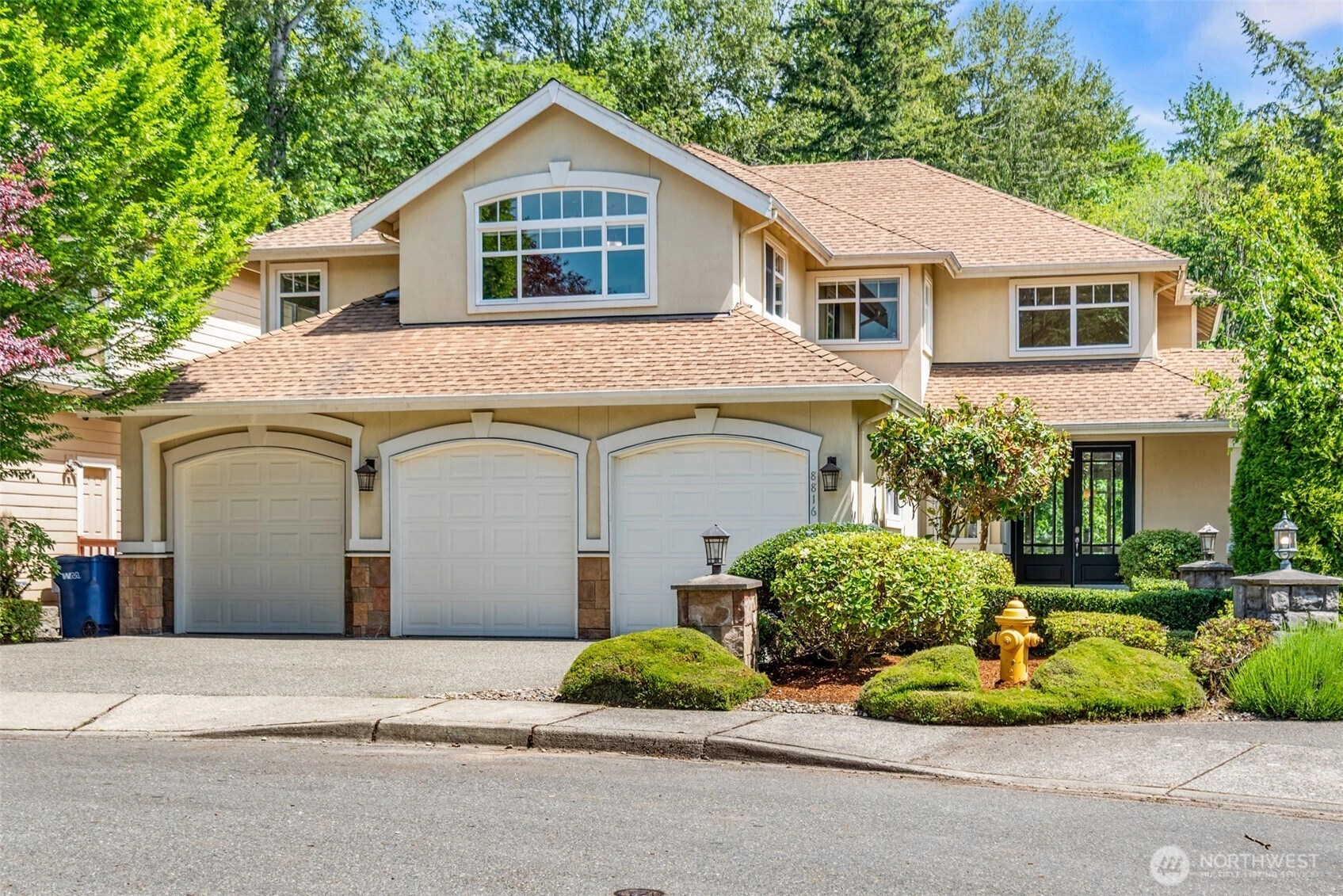 8816 140th Ave SE Newcastle WA 98059