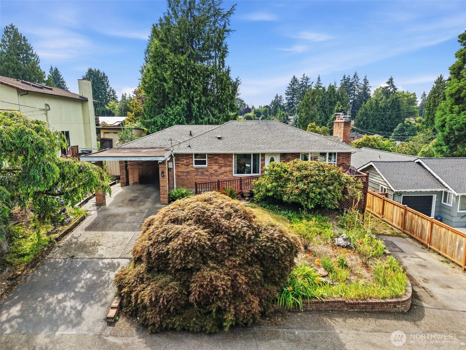 16613 19th Ave SW Unit  Burien WA 98166